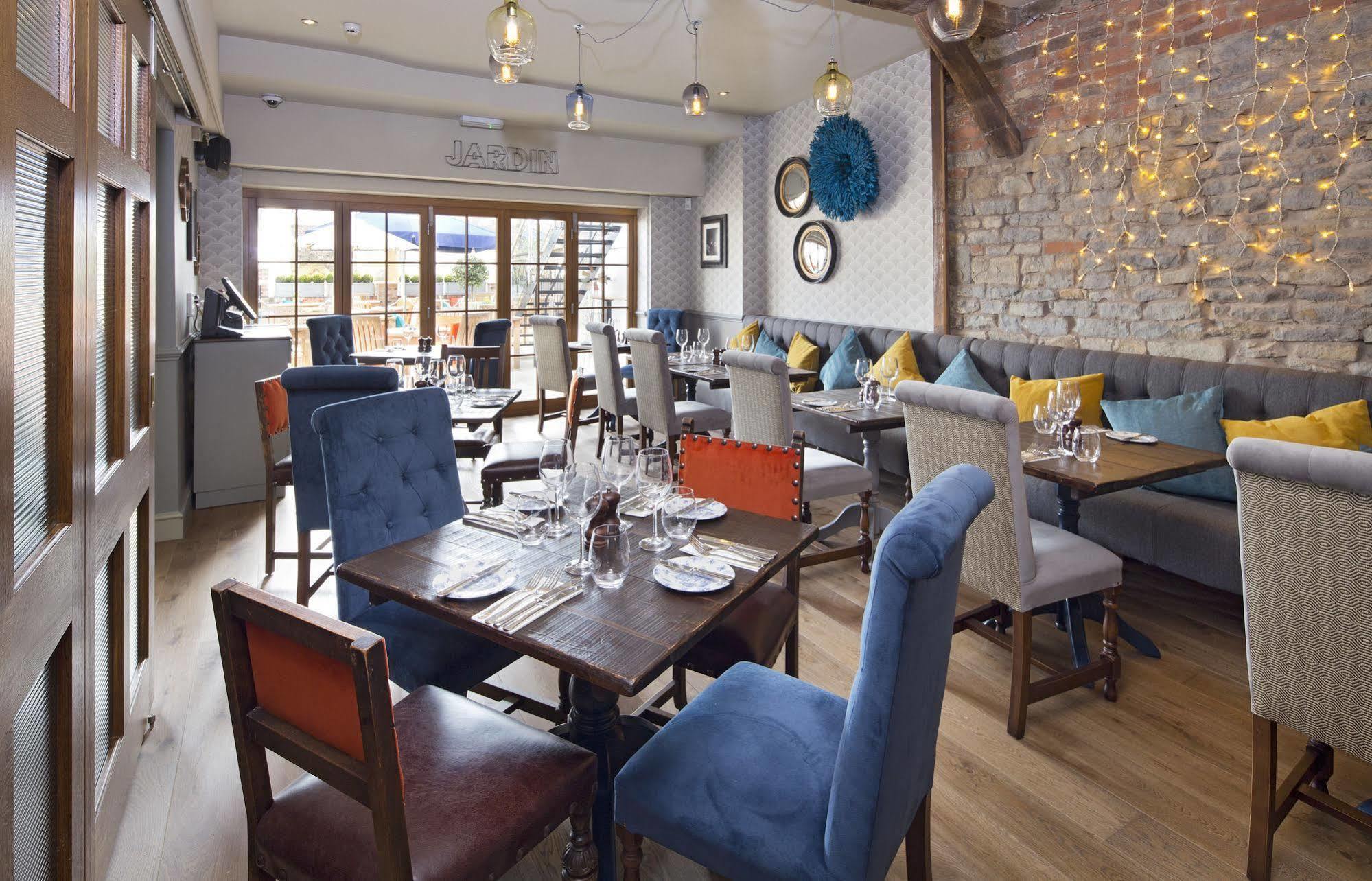 Гостевой дом The George Townhouse Shipston-on-Stour