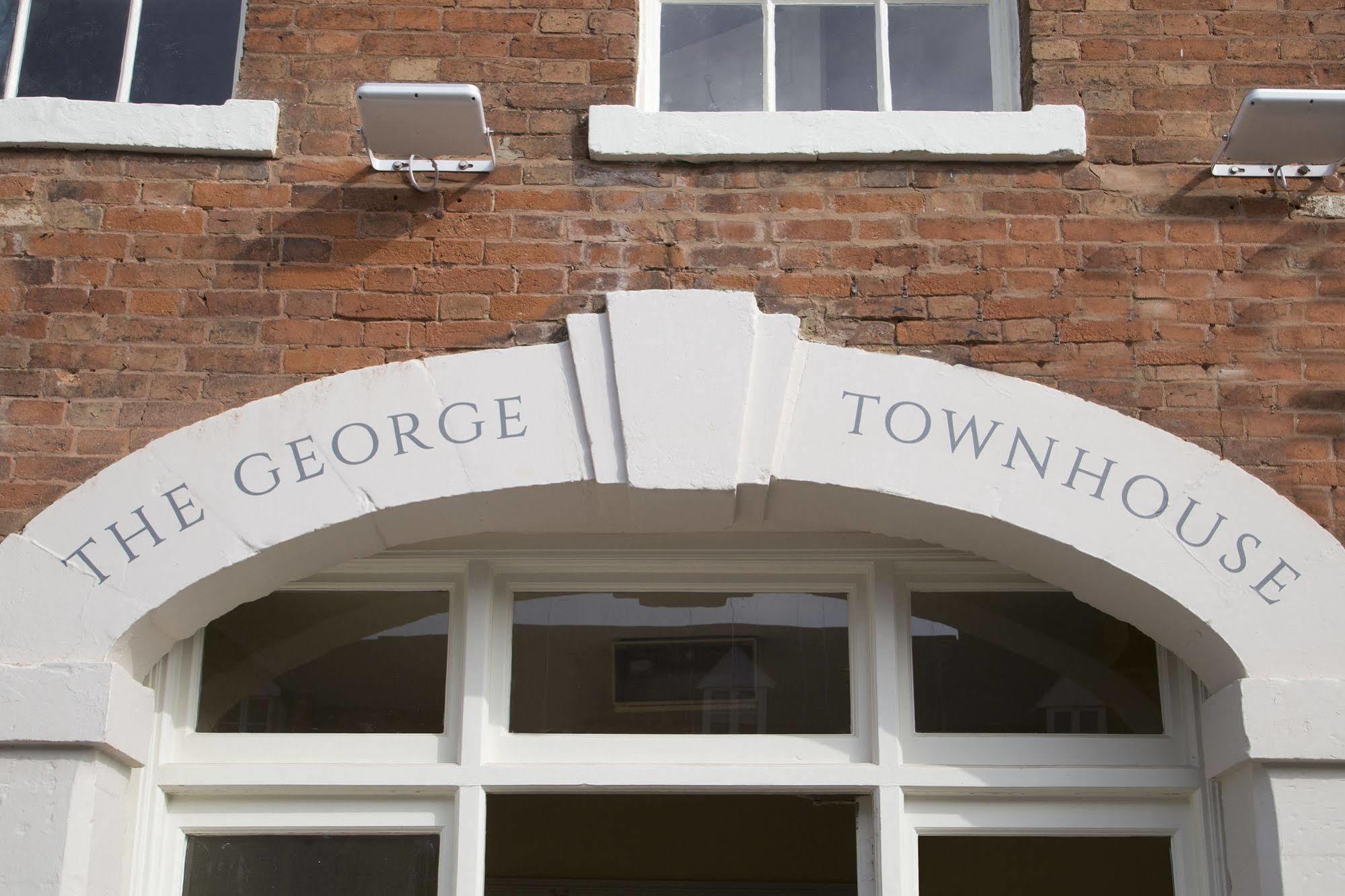 Гостевой дом The George Townhouse 3*